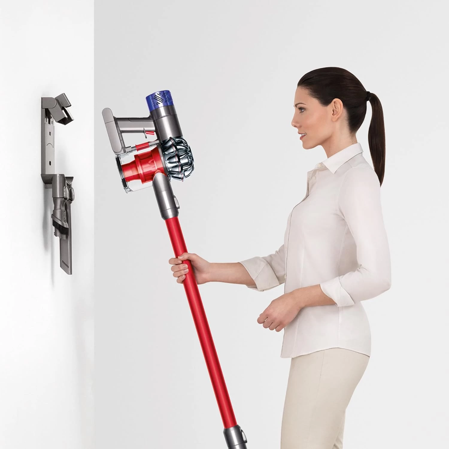 Dyson V6 Absolute Cordless Stick Vacuum Cleaner, Red 8 Dyson V6 Absolute Cordless Stick Vacuum Cleaner, Red - Image 6